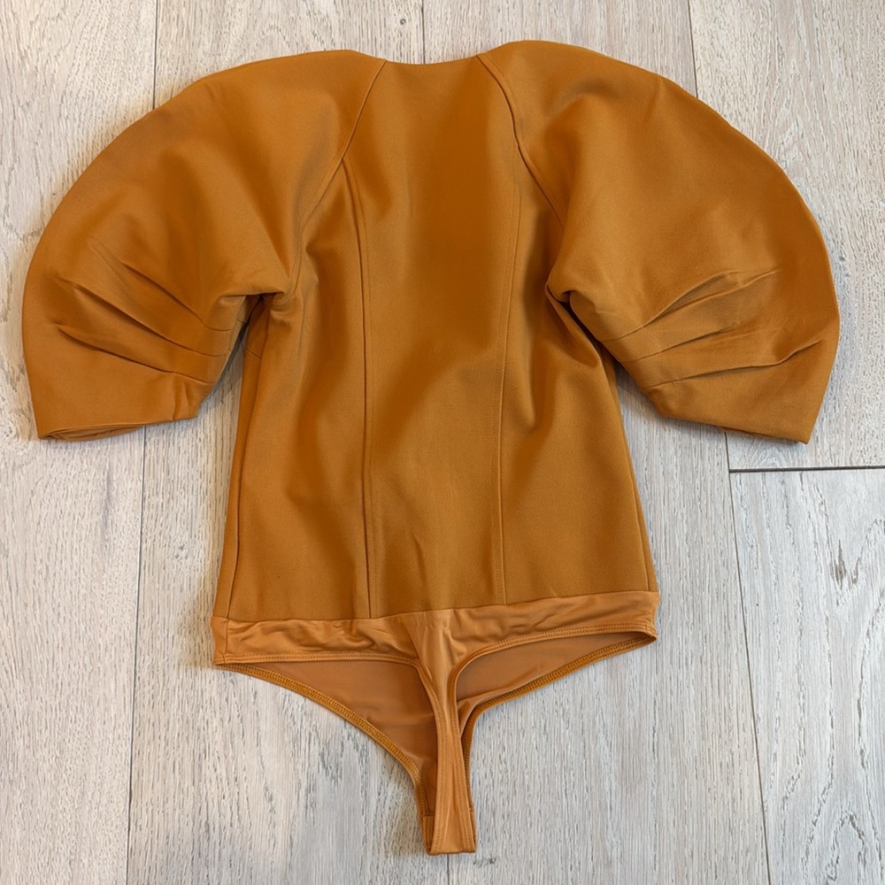 Express Fitted Ponte Square Neck Puff Sleeve Bodysuit in Size Small - Picture 3 of 12
